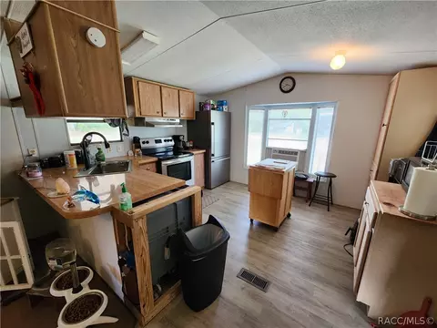 735 E La Salle St, Hernando, FL 34442 photo 5