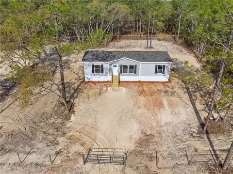 5020 S Adventure Pt, Homosassa, FL 34446