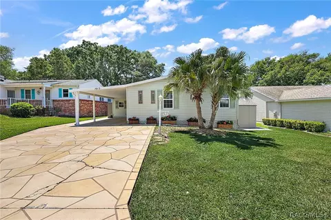 1012 W Boone Ct, The Villages, FL 32159