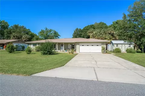 414 N Michaelmas Ter, Crystal River, FL 34429