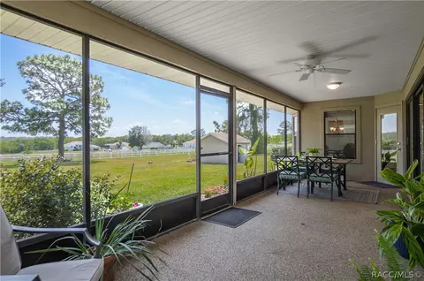 Exterior - 1341 N Hambletonian Dr, Hernando, FL 34442 photo 6 of 19