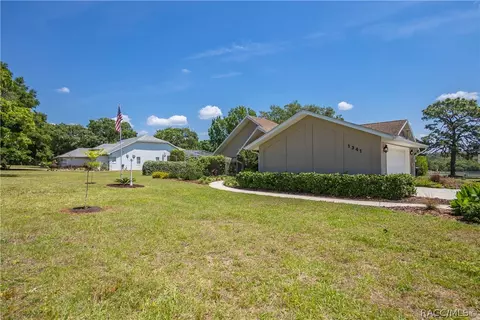 Exterior - 1341 N Hambletonian Dr, Hernando, FL 34442 photo 1 of 19