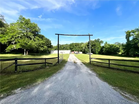 2919 N Carolwood Pt, Hernando, FL 34442