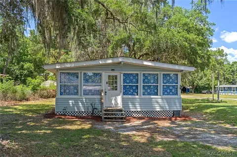 4250 E Shorewood Dr, Hernando, FL 34442