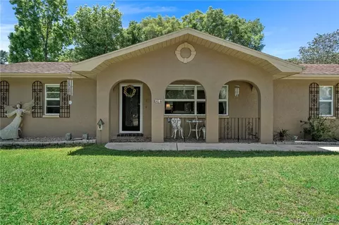 6414 E Holly St, Inverness, FL 34452