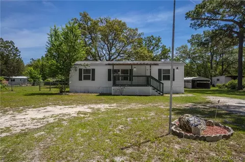 5565 S Sugar Pine Pt, Homosassa, FL 34446