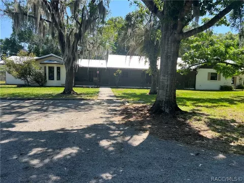 2184 W Main St, Inverness, FL 34452