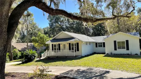2037 Forest Dr, Inverness, FL 34453
