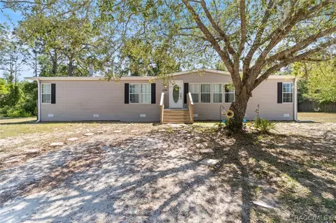 5791 S Candy Cane Dr, Homosassa, FL 34446