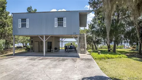 45 N Spangler Loop, Crystal River, FL 34429