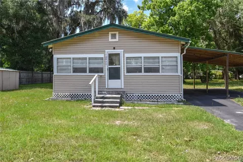 10820 E Gobbler Dr, Floral City, FL 34436