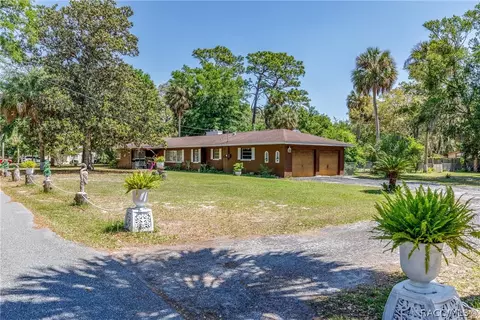 211 S Poinsettia Ter, Crystal River, FL 34429