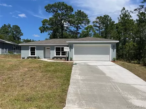 5519 N Bagwell Pt, Citrus Springs, FL 34434