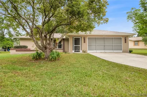 2329 W Autumn Pl, Citrus Springs, FL 34434