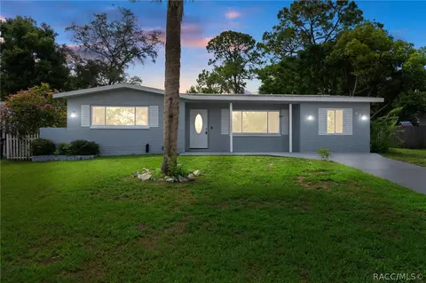 57 S Tyler St, Beverly Hills, FL 34465