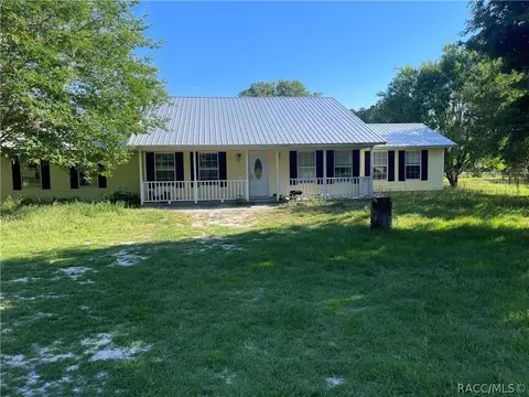 316 SE Moonlight Dr, Lake City, FL 32024