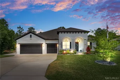 33 Balsam St, Homosassa, FL 34446