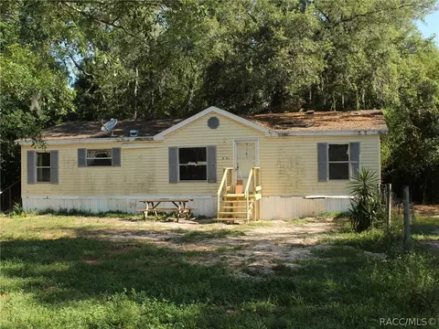 6467 W Linden Dr, Homosassa, FL 34446
