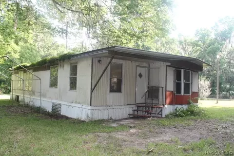 3624 County Road 405 Dw St, Lake Panasoffkee, FL 33538
