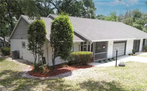 657 W Wild Pine Cir, Beverly Hills, FL 34465