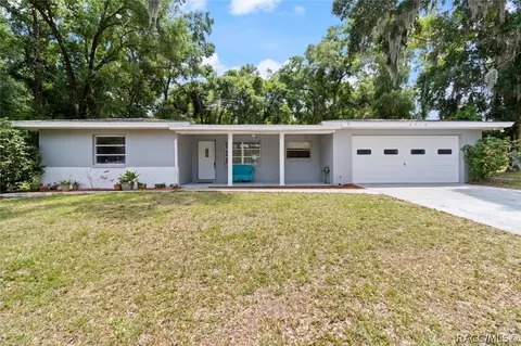 6316 E Penrose St, Inverness, FL 34452
