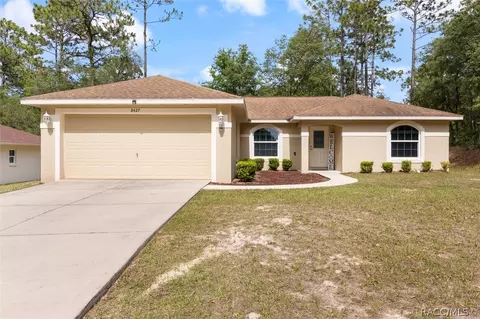8427 N Tiny Lily Dr, Citrus Springs, FL 34434