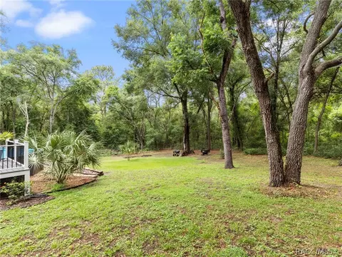 Exterior - 1301 E Getty Ln, Hernando, FL 34442 photo 19 of 24