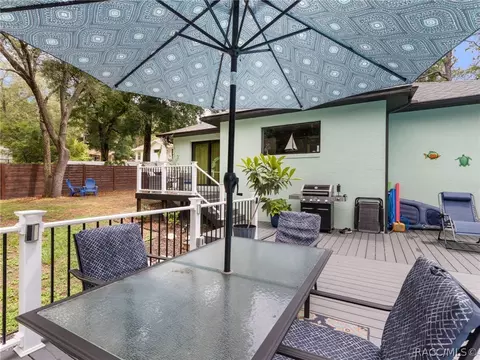 Exterior - 1301 E Getty Ln, Hernando, FL 34442 photo 7 of 24