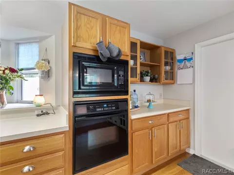 Kitchen - 1301 E Getty Ln, Hernando, FL 34442 photo 5 of 5