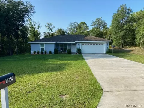 1452 W Skyline Dr, Citrus Springs, FL 34434
