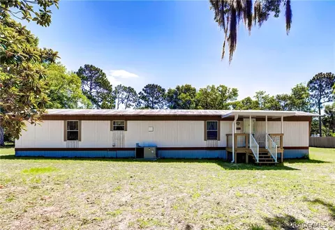 1923 S Iroquois Ave, Homosassa, FL 34448