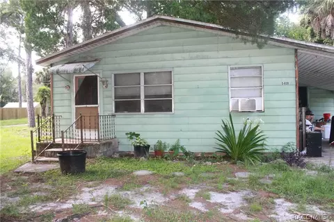 5409 Highway 40, Yankeetown, FL 34498