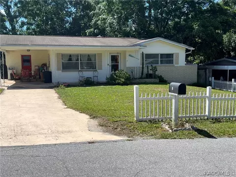 19 N Harrison St, Beverly Hills, FL 34465