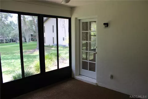 Exterior - 333 E Hartford St #1A, Hernando, FL 34442 photo 5 of 6