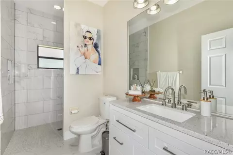 Bath - 1113 N Spend A Buck Dr, Hernando, FL 34442 photo 3 of 4