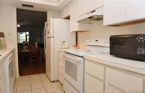 340 E Glassboro Ct, Hernando, FL 34442 photo 8