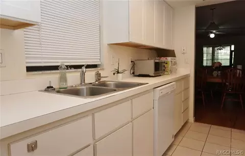 340 E Glassboro Ct, Hernando, FL 34442 photo 9