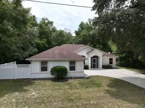 10470 N Ocean Dr, Citrus Springs, FL 34434