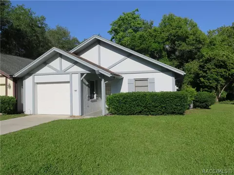 34 Dogwood Dr, Homosassa, FL 34446