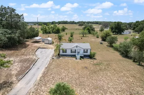 9910 S Appaloosa Ave, Floral City, FL 34436