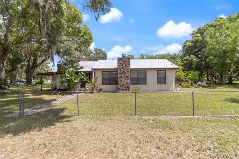 10739 W Yulee Dr, Homosassa, FL 34448