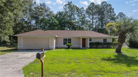 5907 N Summerfield Pt, Citrus Springs, FL 34434