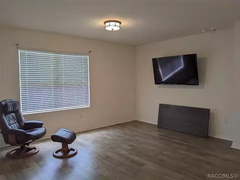 408 W Runyon Loop, Beverly Hills, FL 34465 photo 8