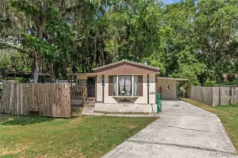 3182 Cr 418, Lake Panasoffkee, FL 33538