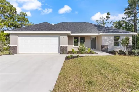 9577 N Travis Dr, Citrus Springs, FL 34434