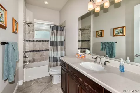 Bath - 1568 N Eagle Ridge Path, Hernando, FL 34442 photo 5 of 6