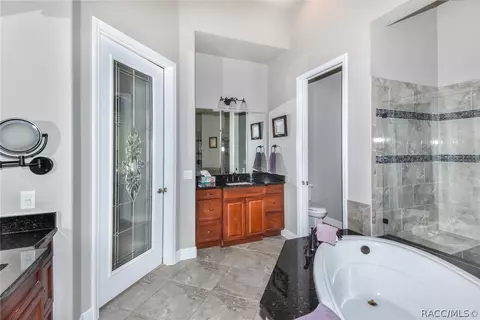 Bath - 1568 N Eagle Ridge Path, Hernando, FL 34442 photo 4 of 6