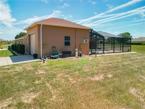 Exterior - 1229 E Triple Crown Loop, Hernando, FL 34442 photo 9 of 10