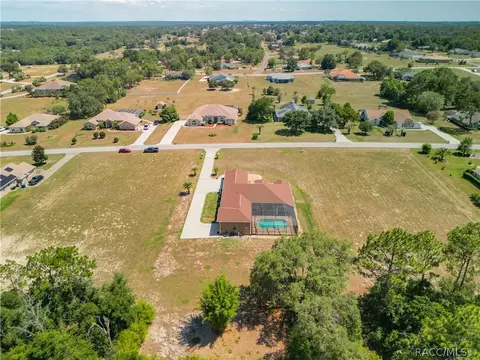View/Area - 1229 E Triple Crown Loop, Hernando, FL 34442 photo 9 of 11