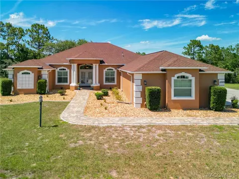 Exterior - 1229 E Triple Crown Loop, Hernando, FL 34442 photo 3 of 10
